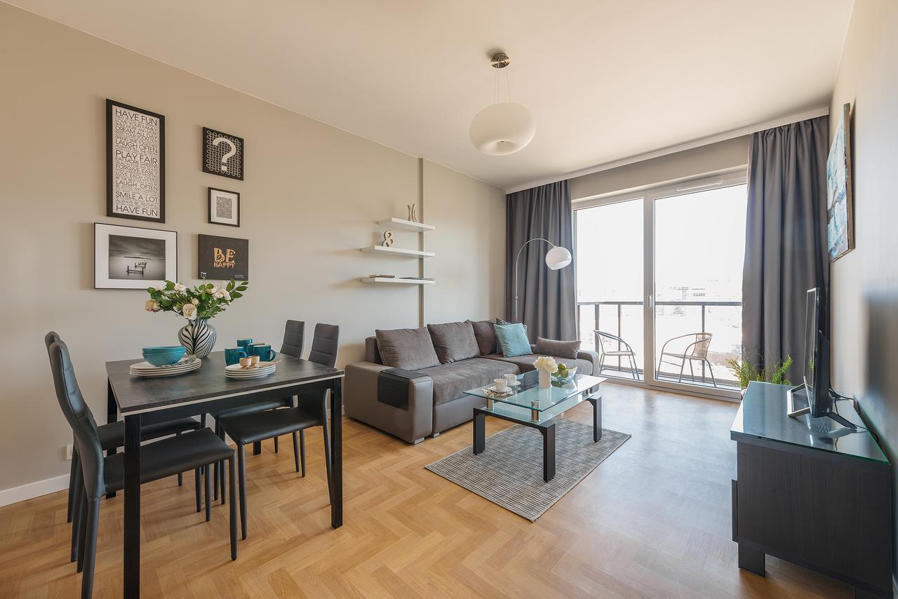 P&O Serviced Apartments Woronicza Warszawa Exteriör bild
