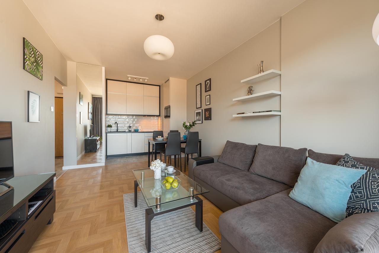 P&O Serviced Apartments Woronicza Warszawa Exteriör bild