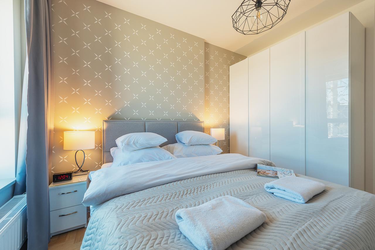 P&O Serviced Apartments Woronicza Warszawa Exteriör bild