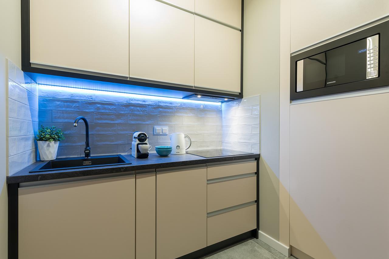 P&O Serviced Apartments Woronicza Warszawa Exteriör bild