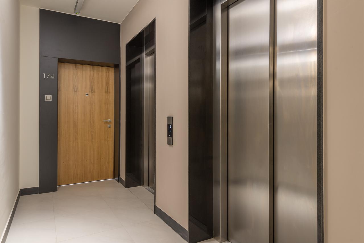 P&O Serviced Apartments Woronicza Warszawa Exteriör bild