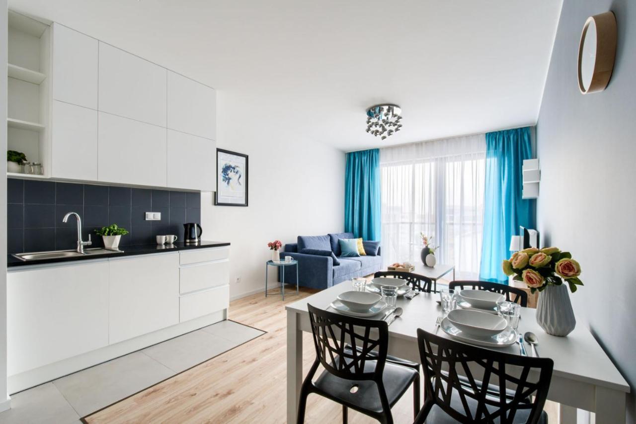 P&O Serviced Apartments Woronicza Warszawa Exteriör bild
